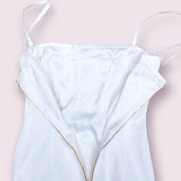 Dolce & Gabanna Square Neckline Knee-Length Dress White - Picture 4 of 7